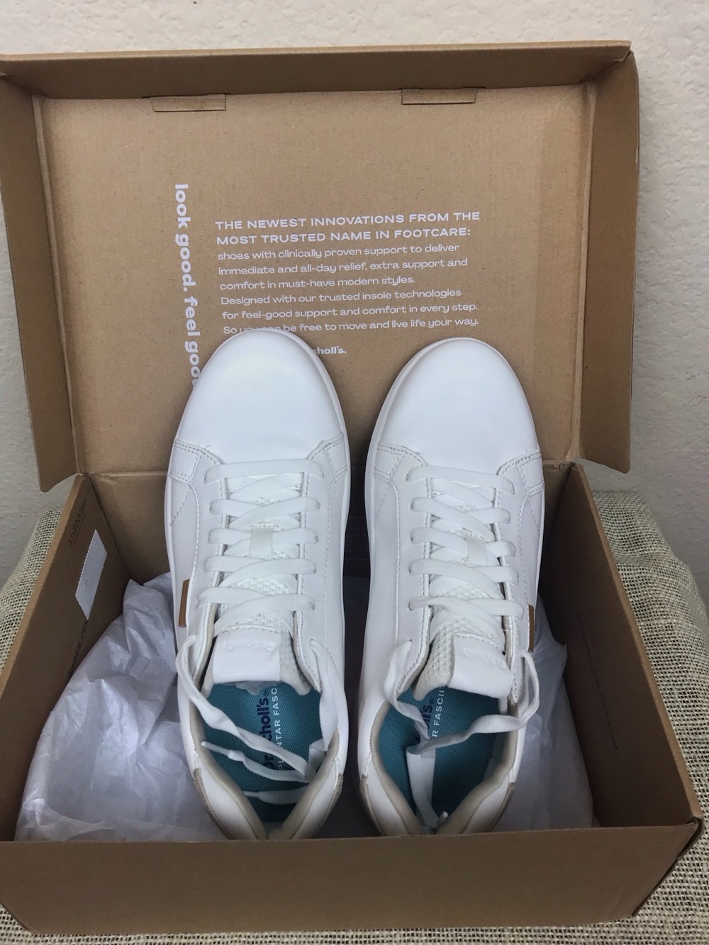 NEW Dr. Scholl’s Feel Good Plantar Fasciitis Leather Sneakers – White – Women’s